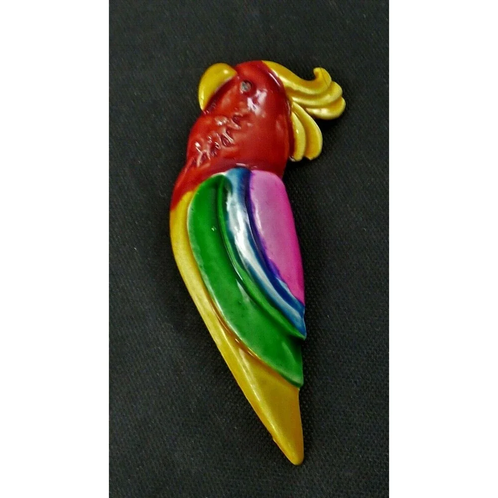 Vintage Tropical Macaw Parrot Brooch Pin Enamel Colorful Gold Tone Metal Estate